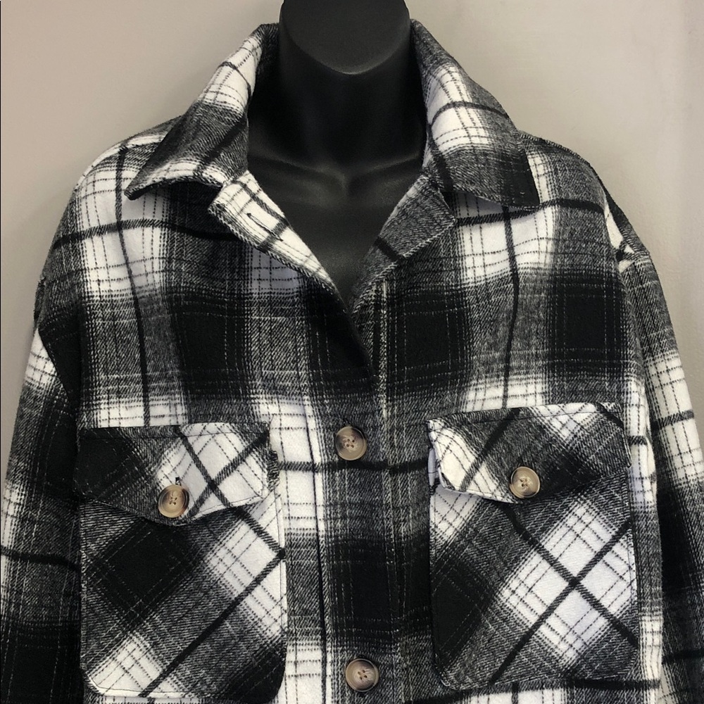 Streetwear Society Black & White Plaid Shirt Shacket – Size Small - Picture 3 of 14